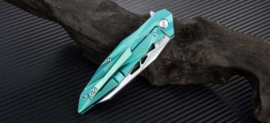 Artisan Cutlery Cygnus 1827G handle close-up