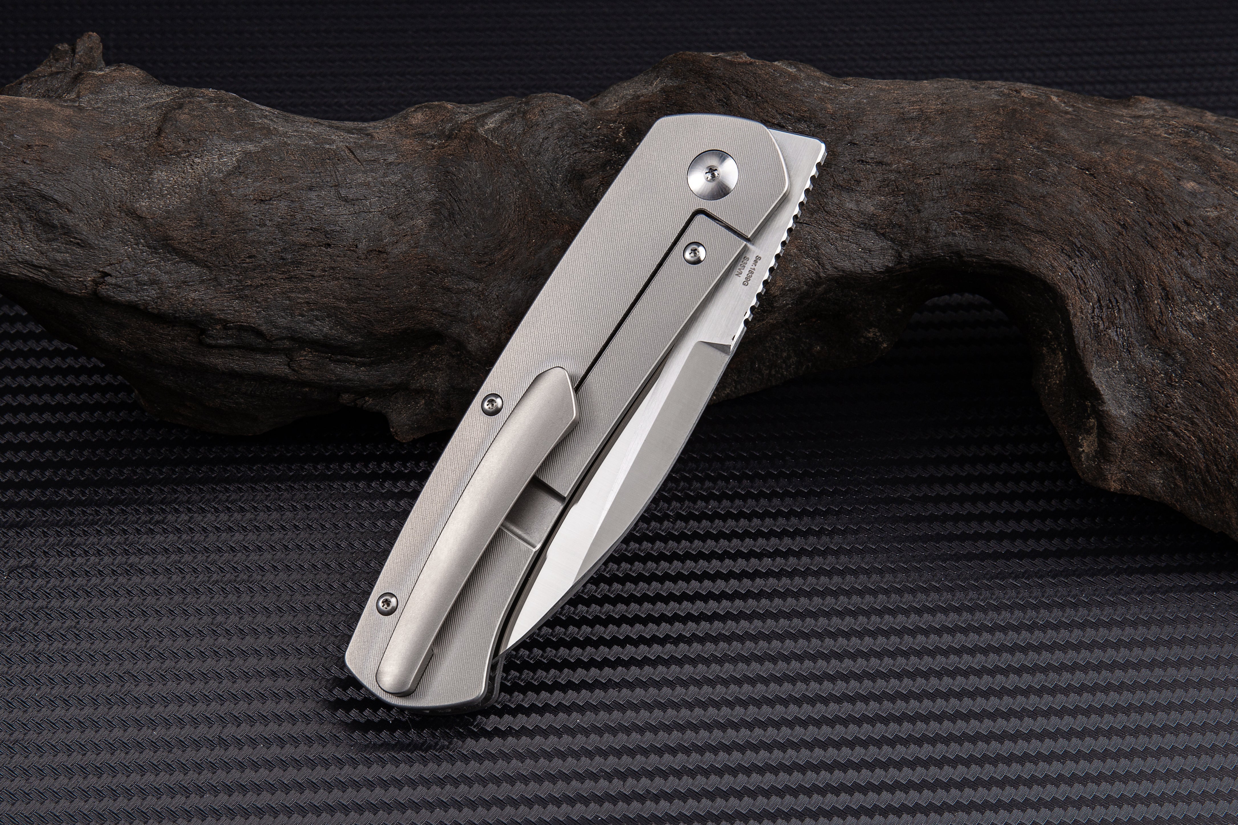 Artisan Cutlery Centauri 1839G folding knife with carbon fiber handle