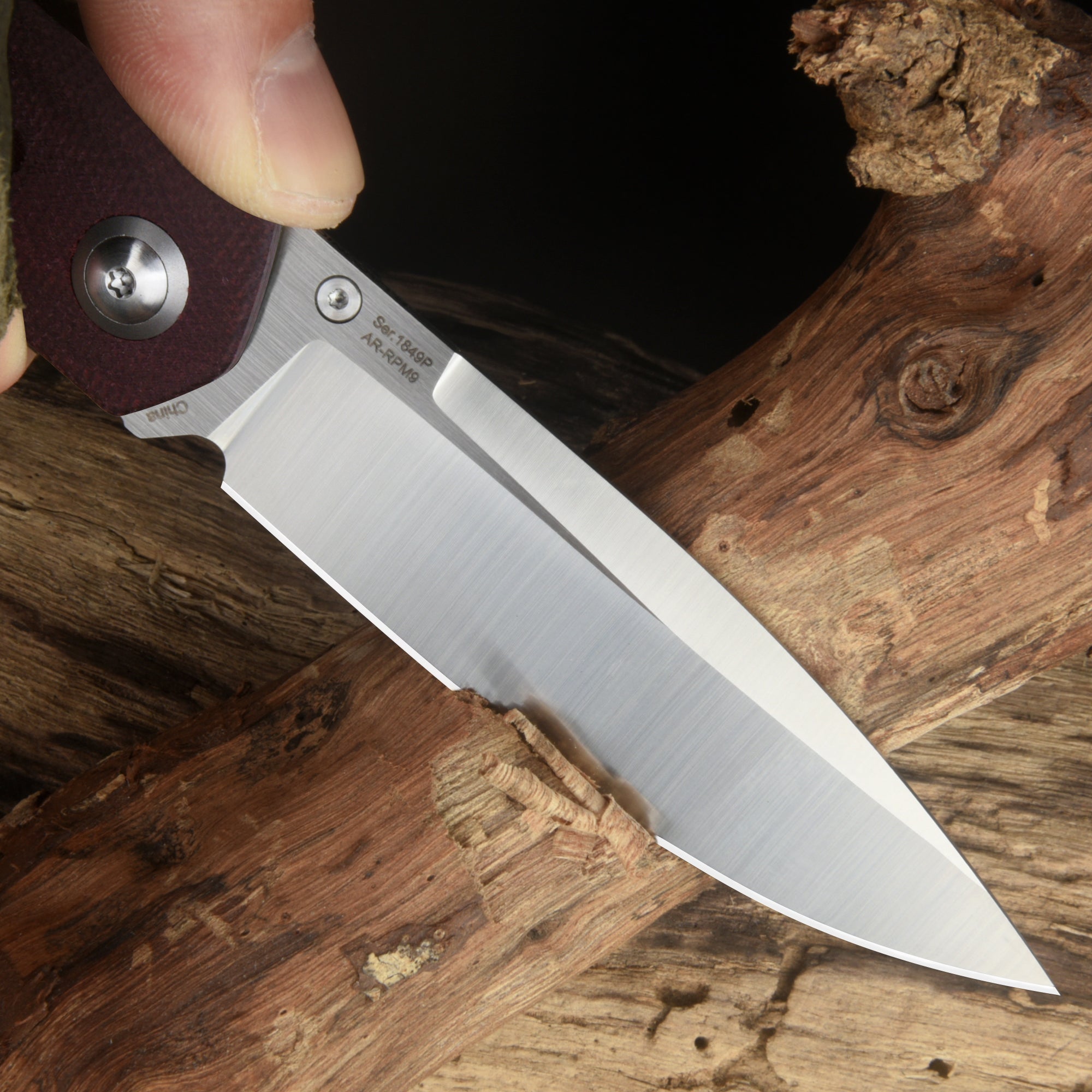 Artisan Cutlery Sirius 1849P handle detail