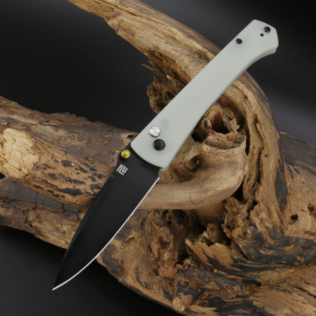 Artisan Cutlery Andromeda 1856P handle detail