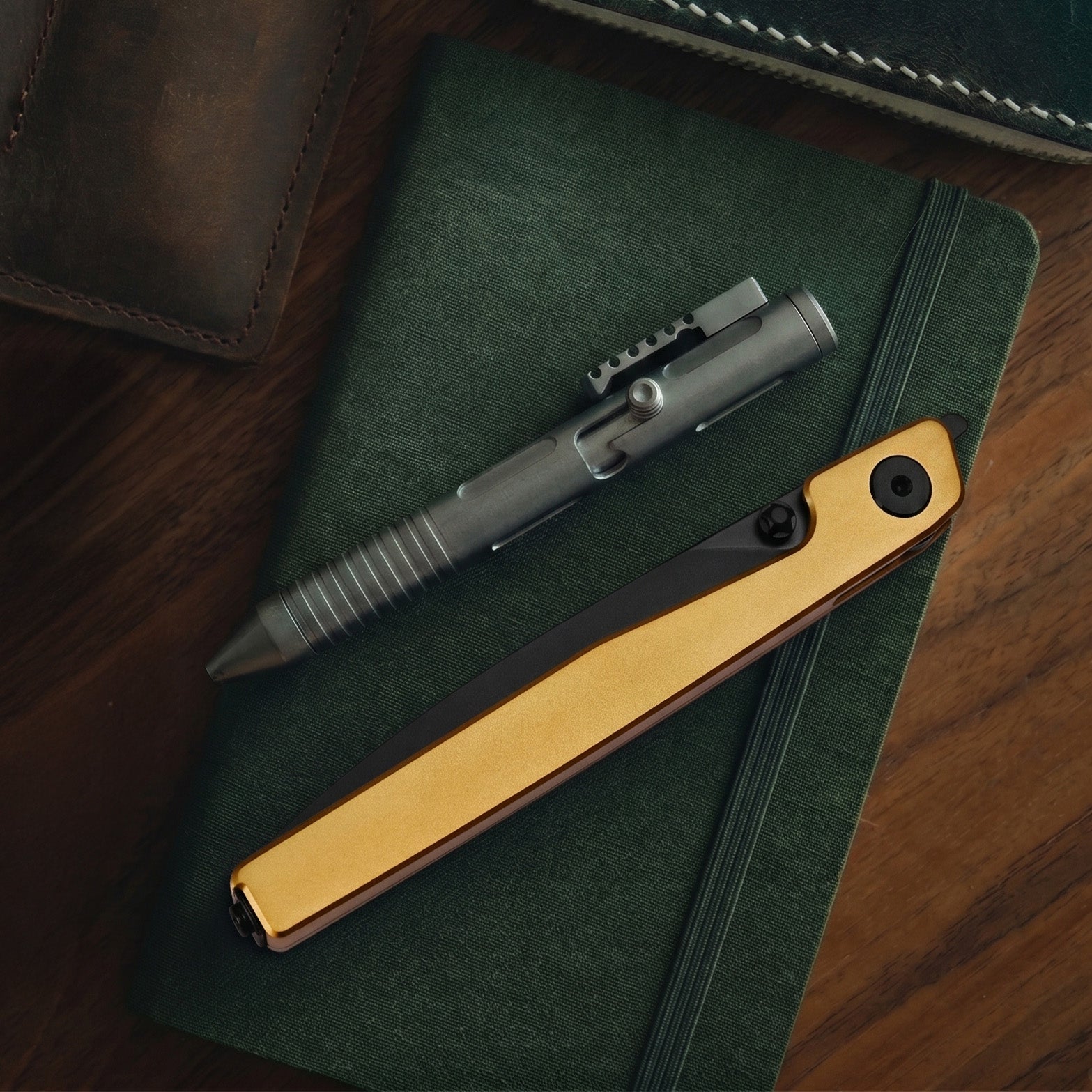 CJRB Lanky J1965G-GL folding knife with titanium handle