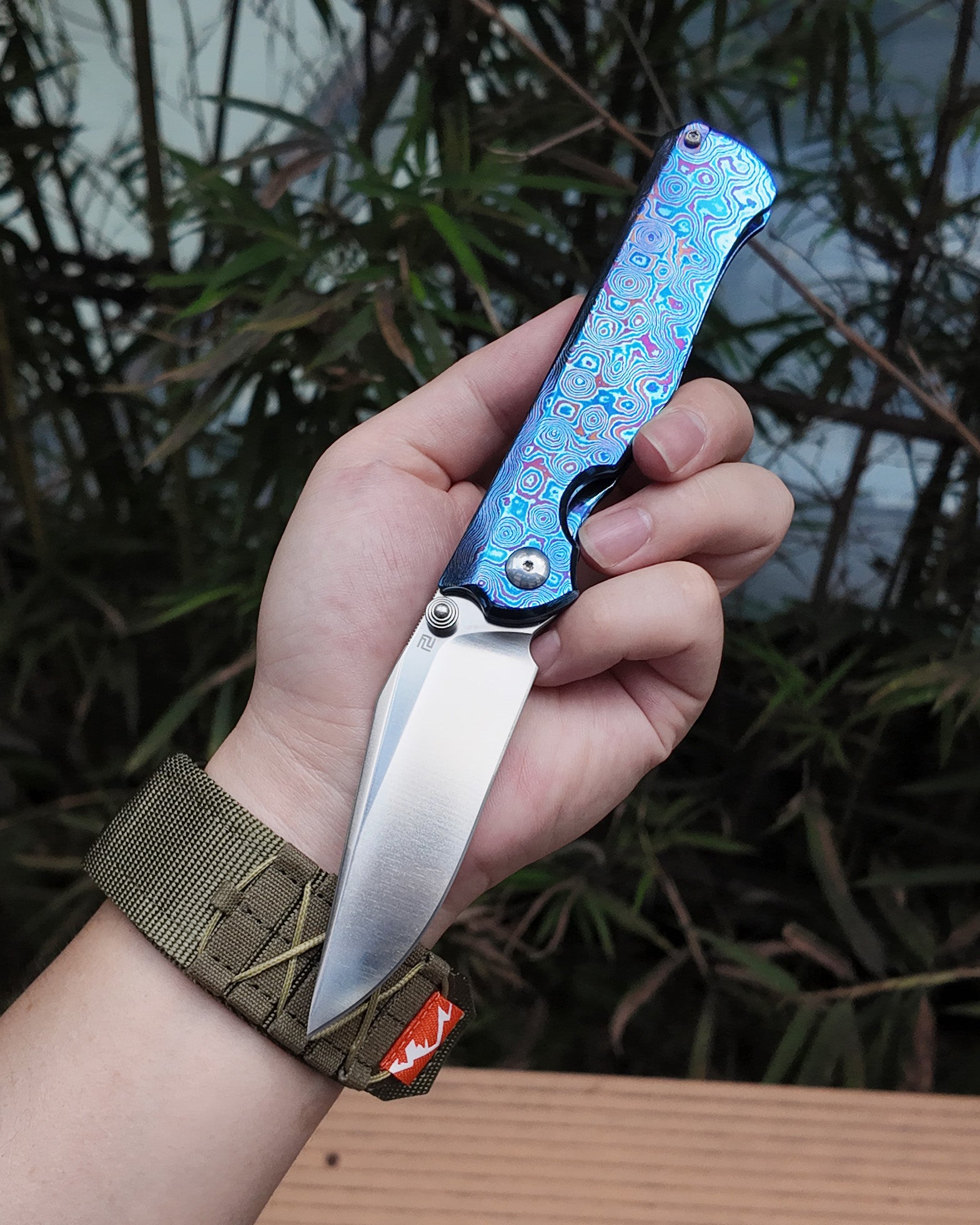 Artisan Cutlery Crusoe ATZ-1869G S90V Blade Titanium Damascus Handle Folding Knives (Limited)