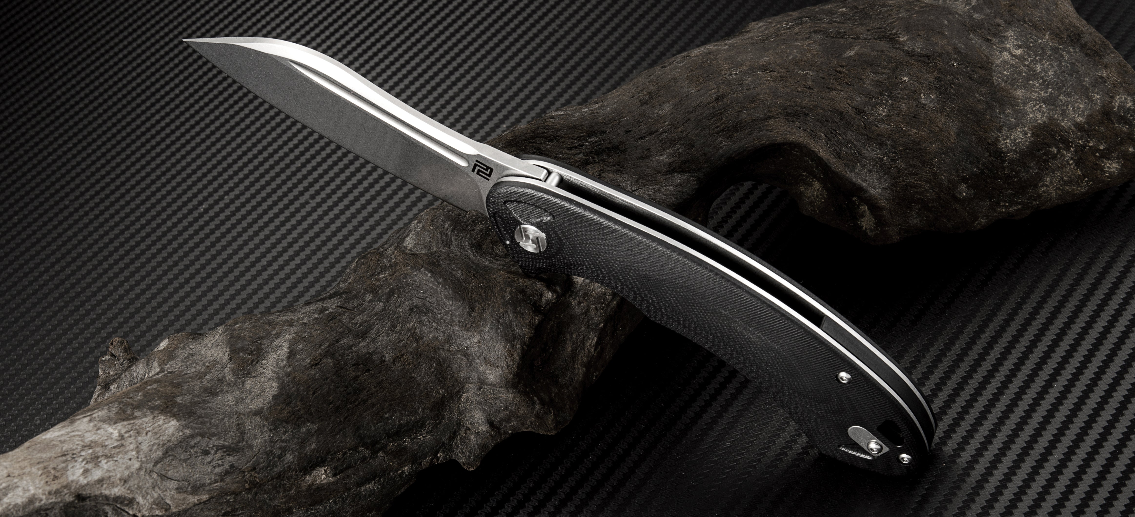Artisan Cutlery Eterno 1818P folding knife side view