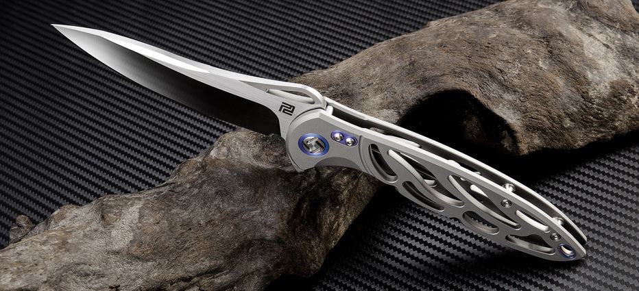 Artisan Cutlery Hoverwing 1801G knife detail
