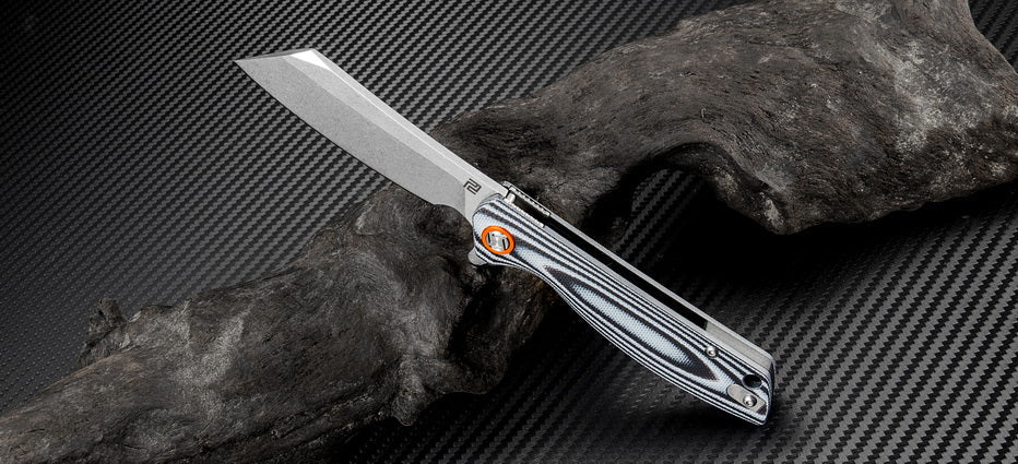 Artisan Cutlery Tomahawk 1815PS blade detail