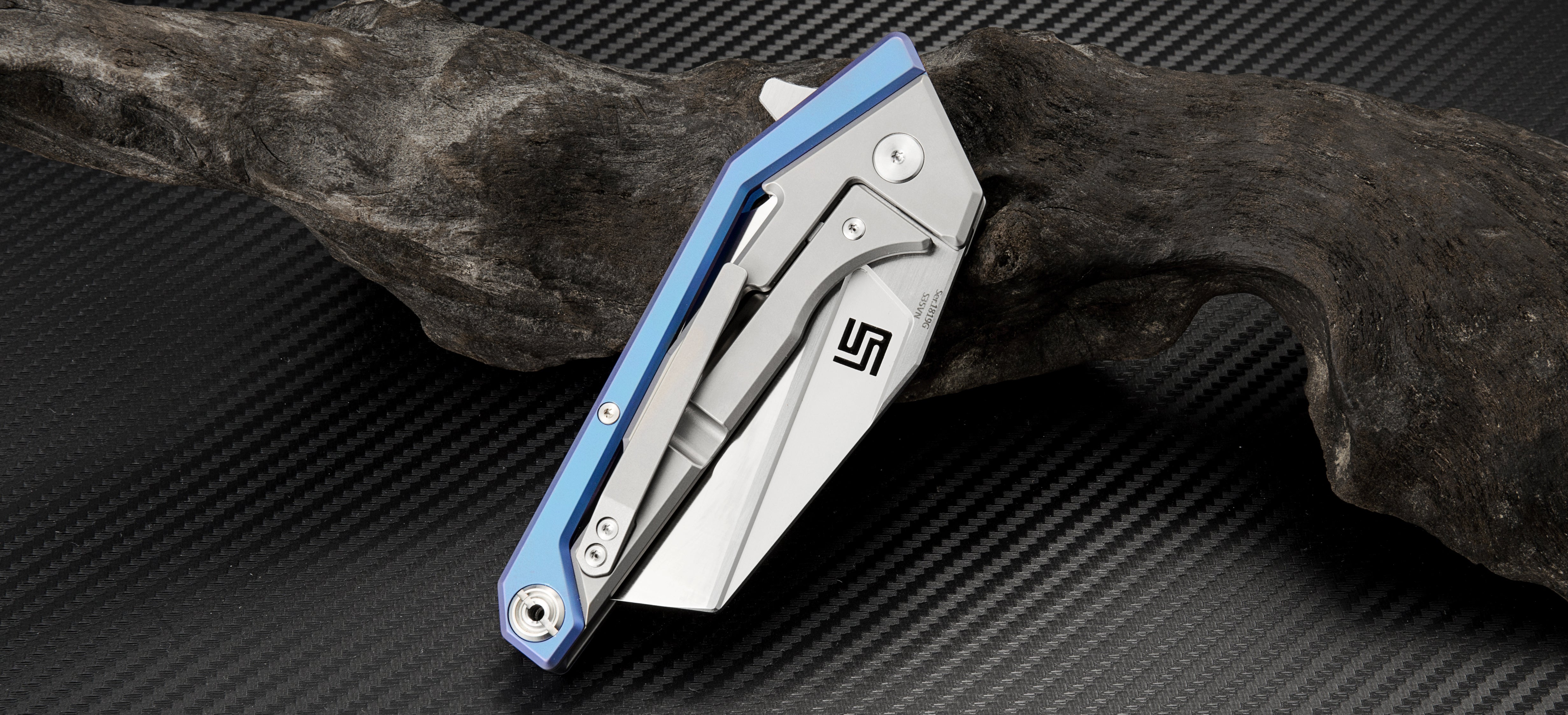 Artisan Cutlery Ravine 1819G folding knife with titanium handle