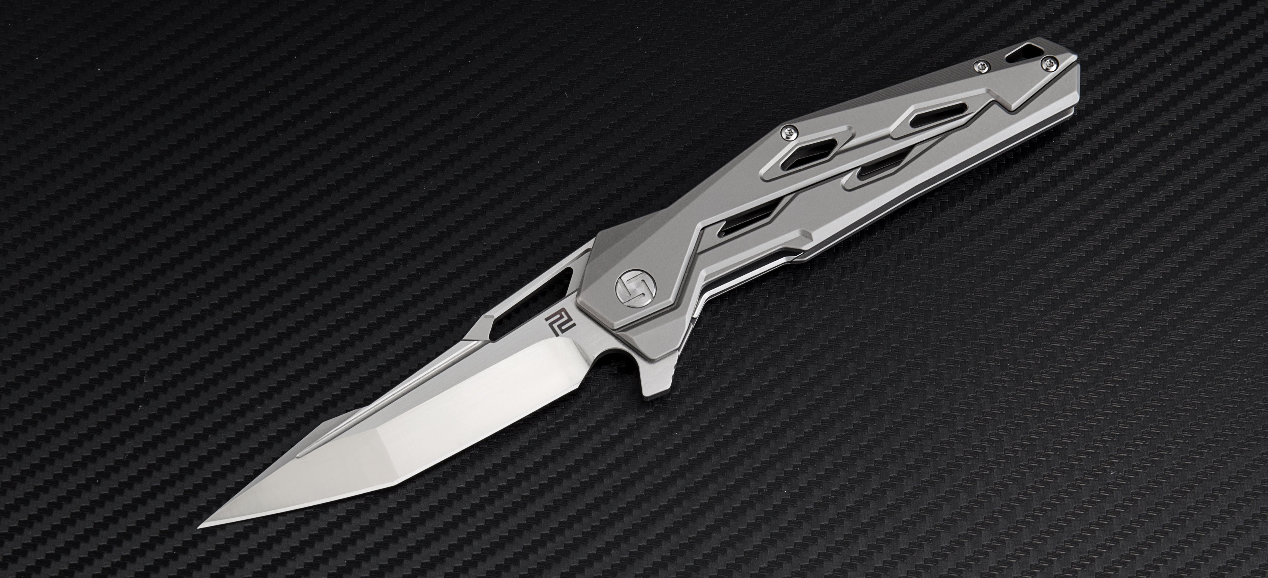 Artisan Cutlery Bombardier 1812G knife detail