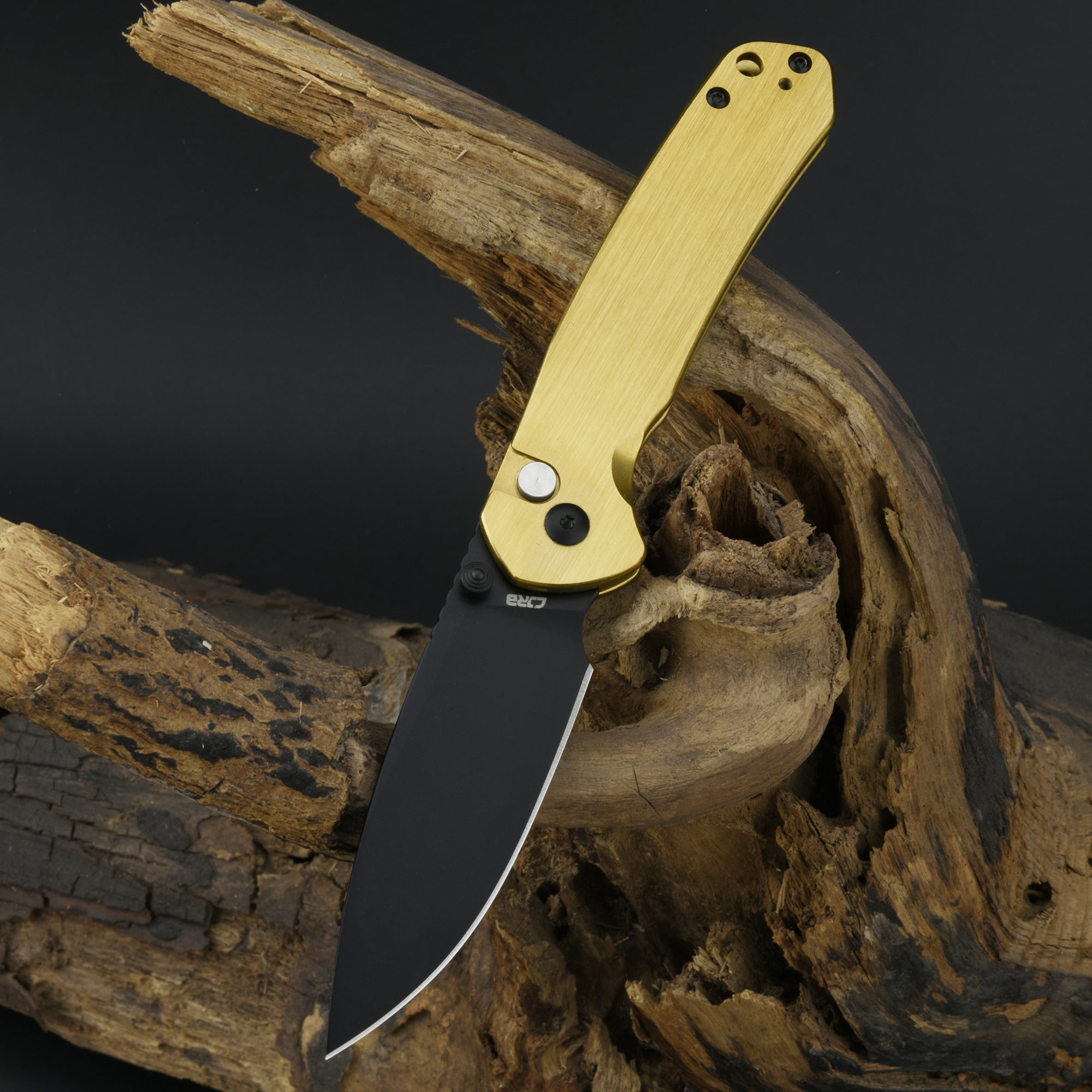 CJRB Pyrite J1925 Brass folding knife side view
