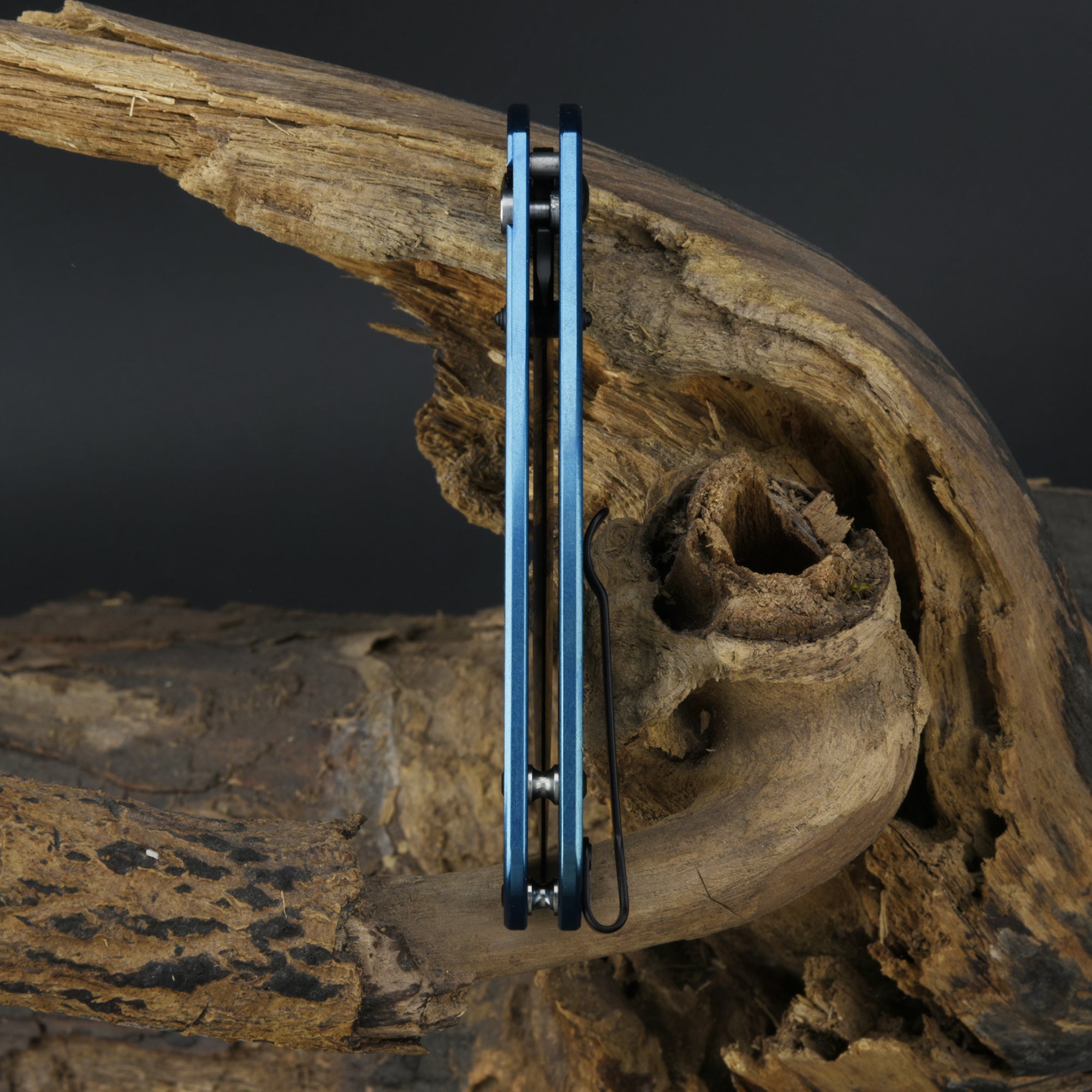 CJRB Pyrite J1925 Blue folding knife side view