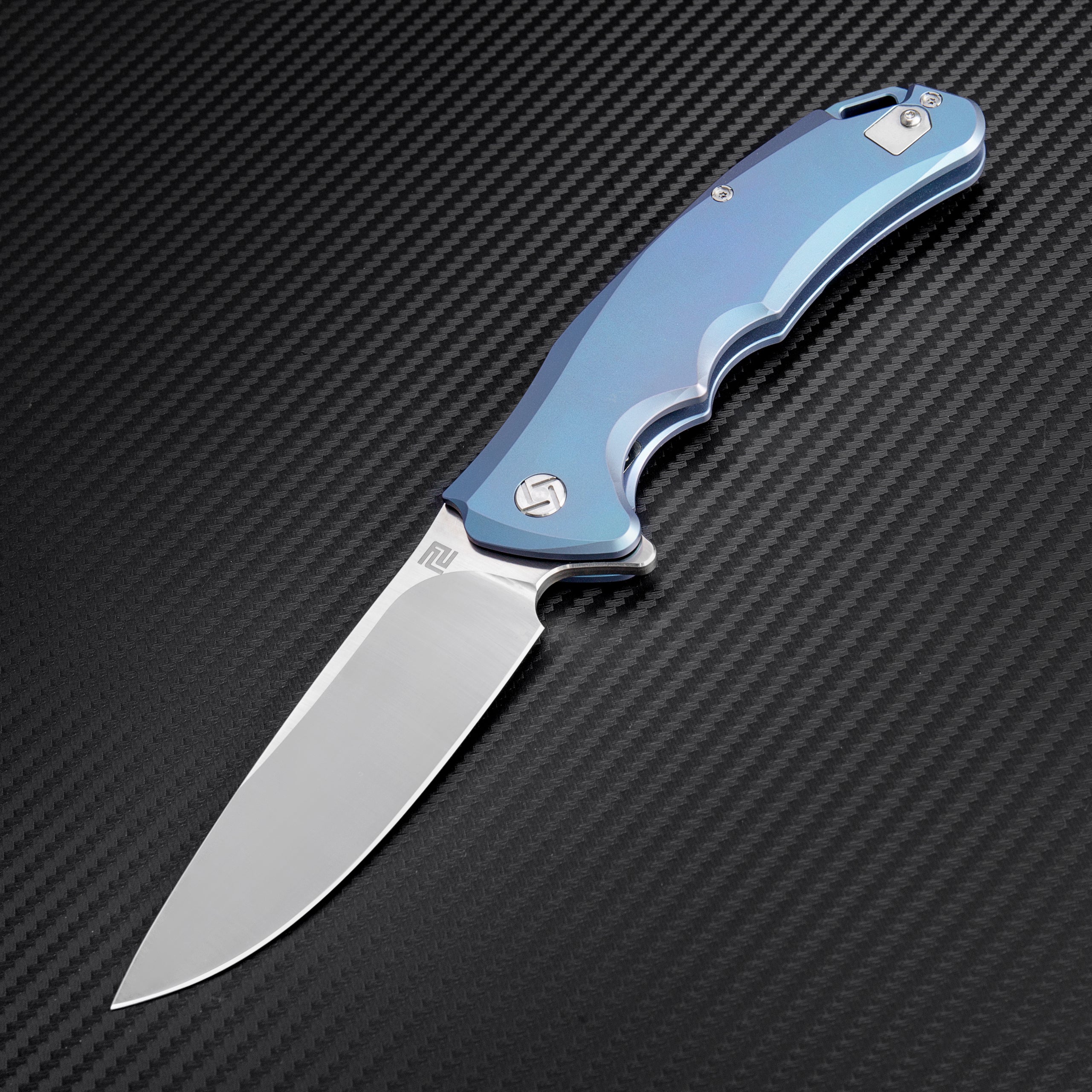 Artisan Cutlery Tradition 1702G folding knife with S35VN blade
