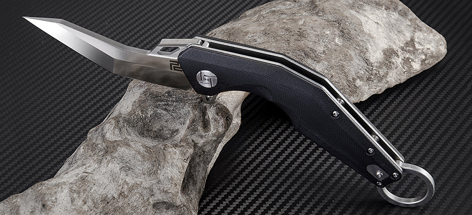 Artisan Cutlery Cobra 1811P folding knife with G10 handle