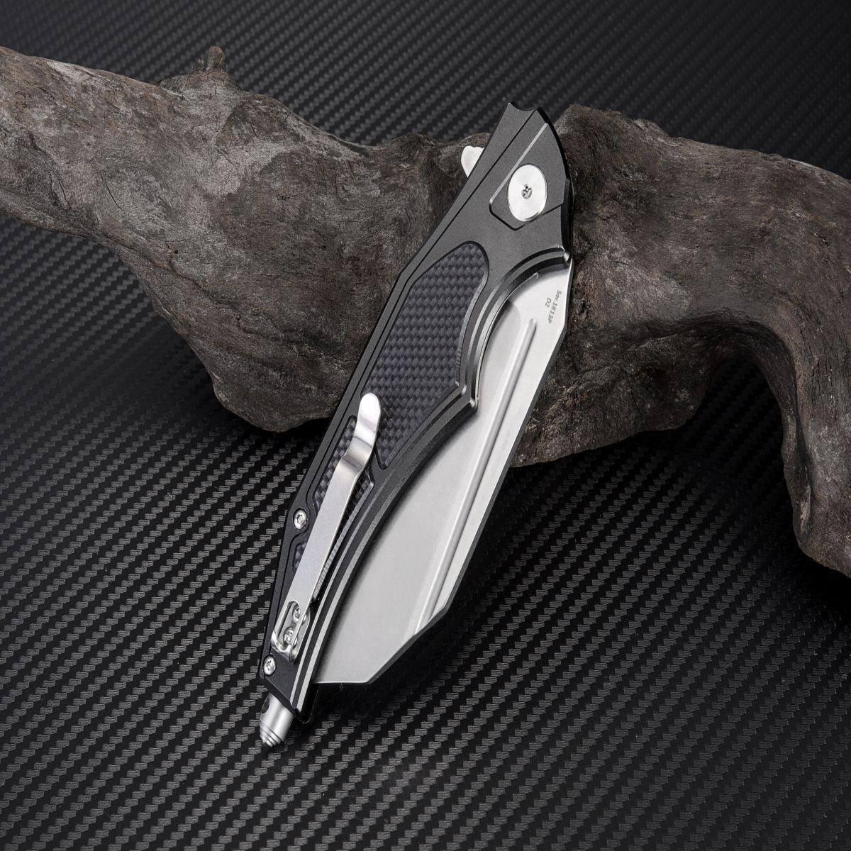 Artisan Cutlery Apache Nomad 1813P folding knife with G10 handle