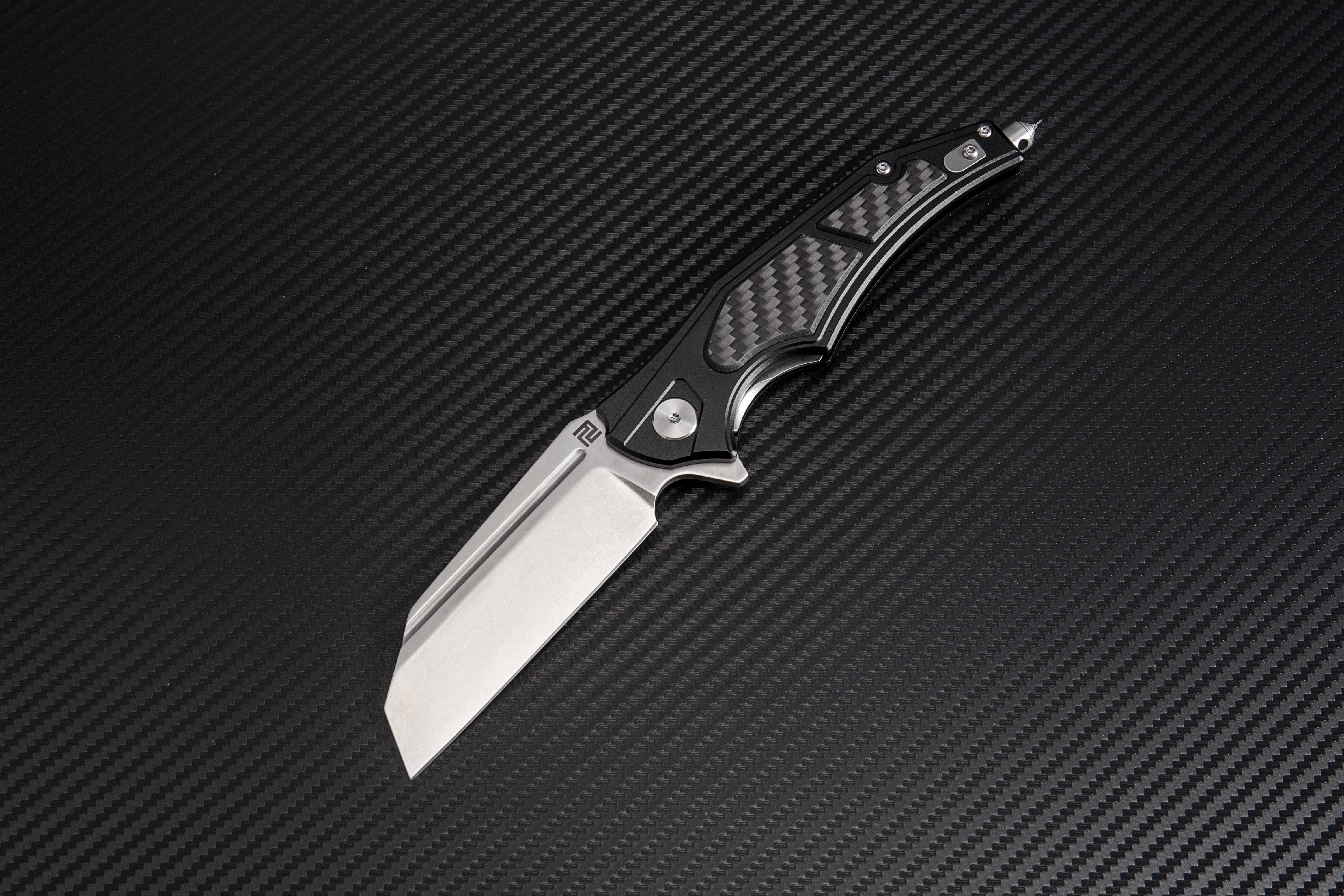 Artisan Cutlery Apache Nomad 1813P folding knife side view