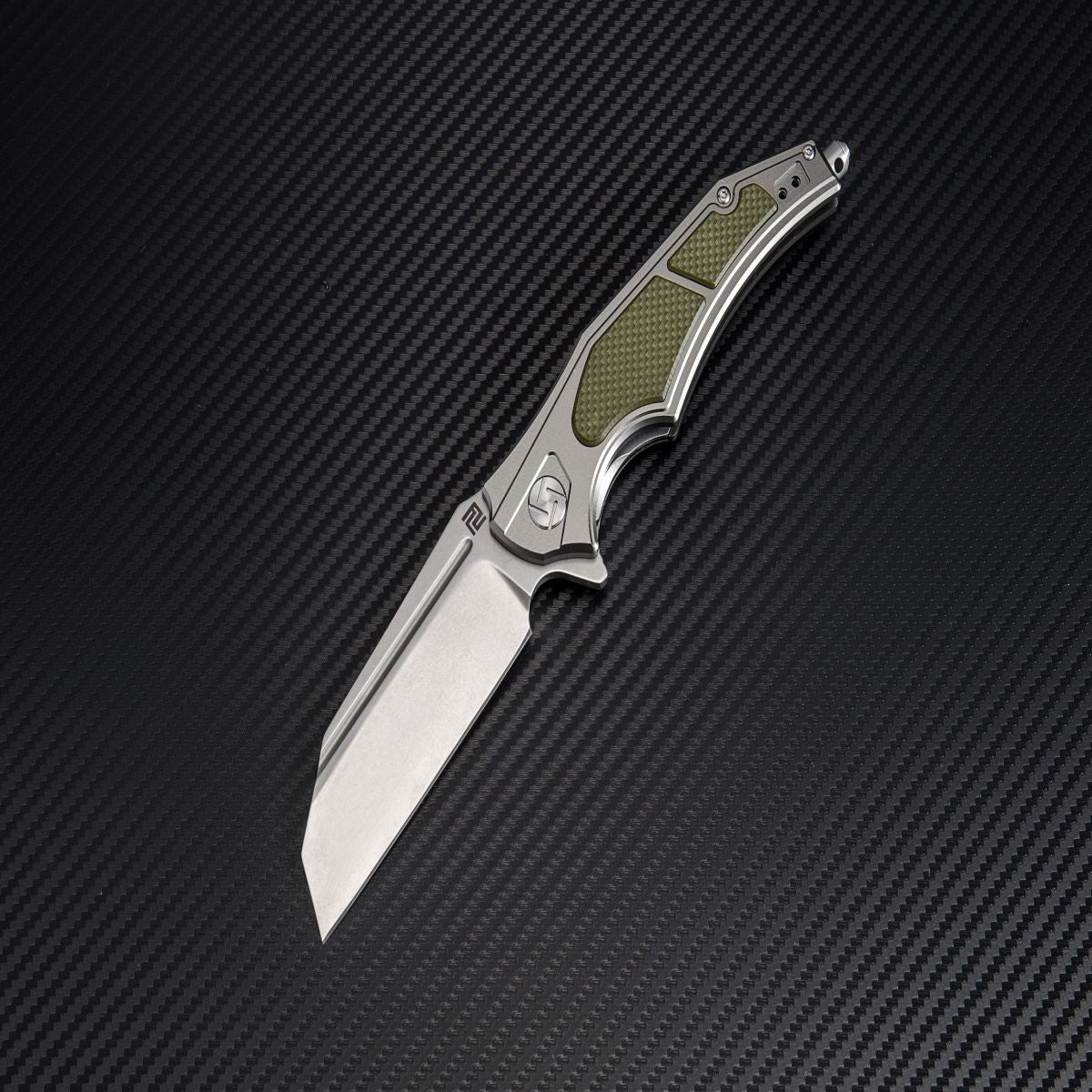 Artisan Cutlery Apache Nomad 1813P handle detail