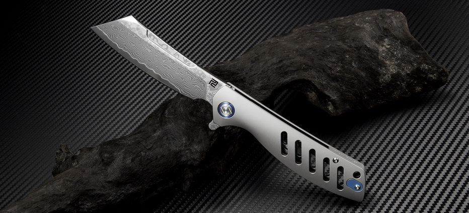 Artisan Cutlery Tomahawk 1815GD blade detail