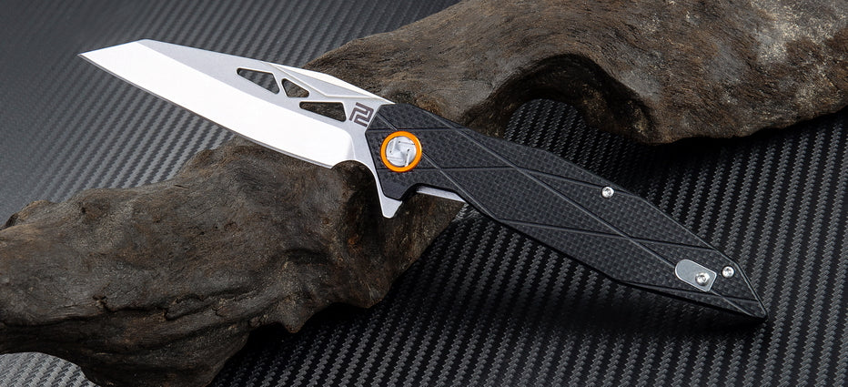 Artisan Cutlery Cygnus 1827P handle detail