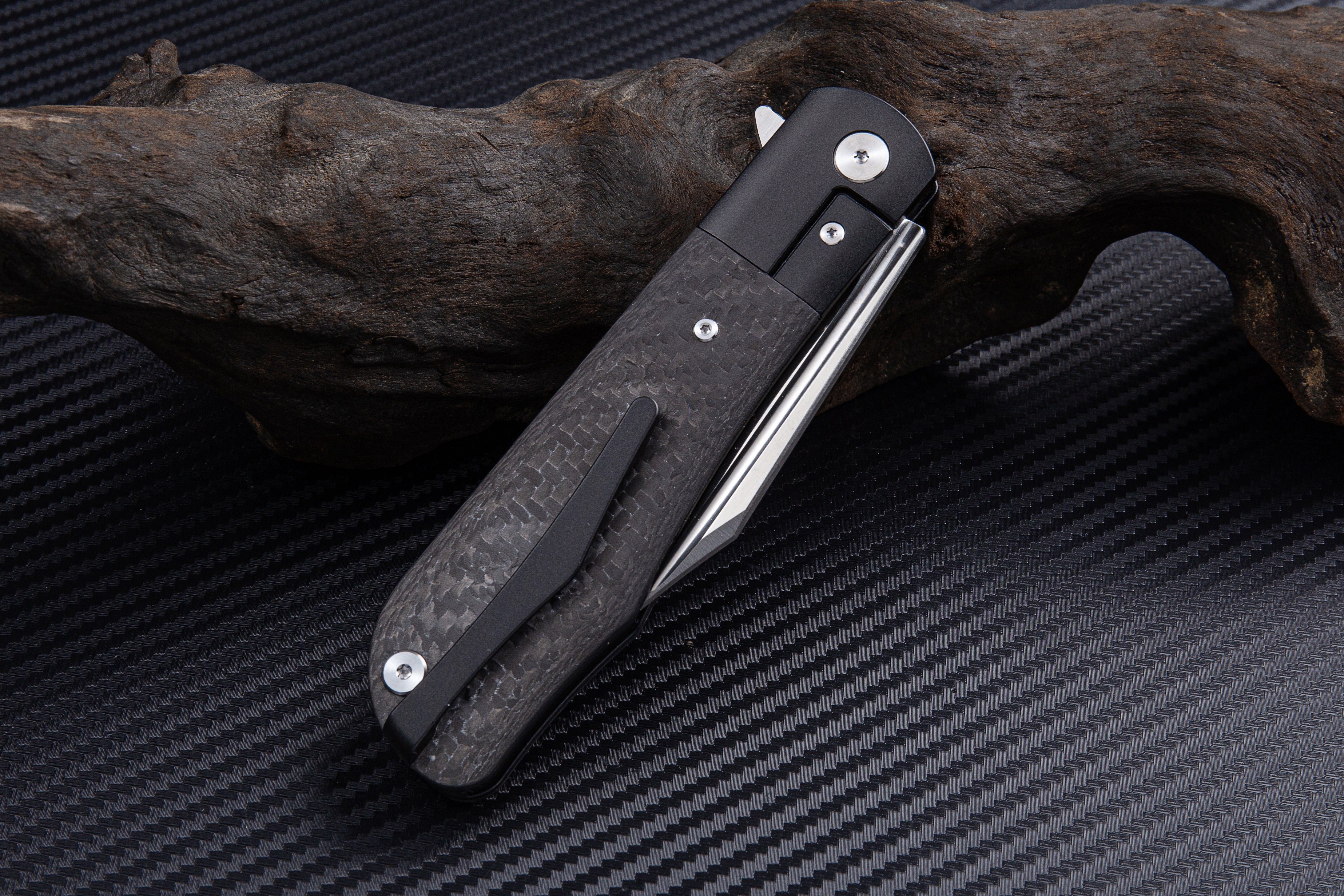 Artisan Cutlery Hyperion 1834G blade detail