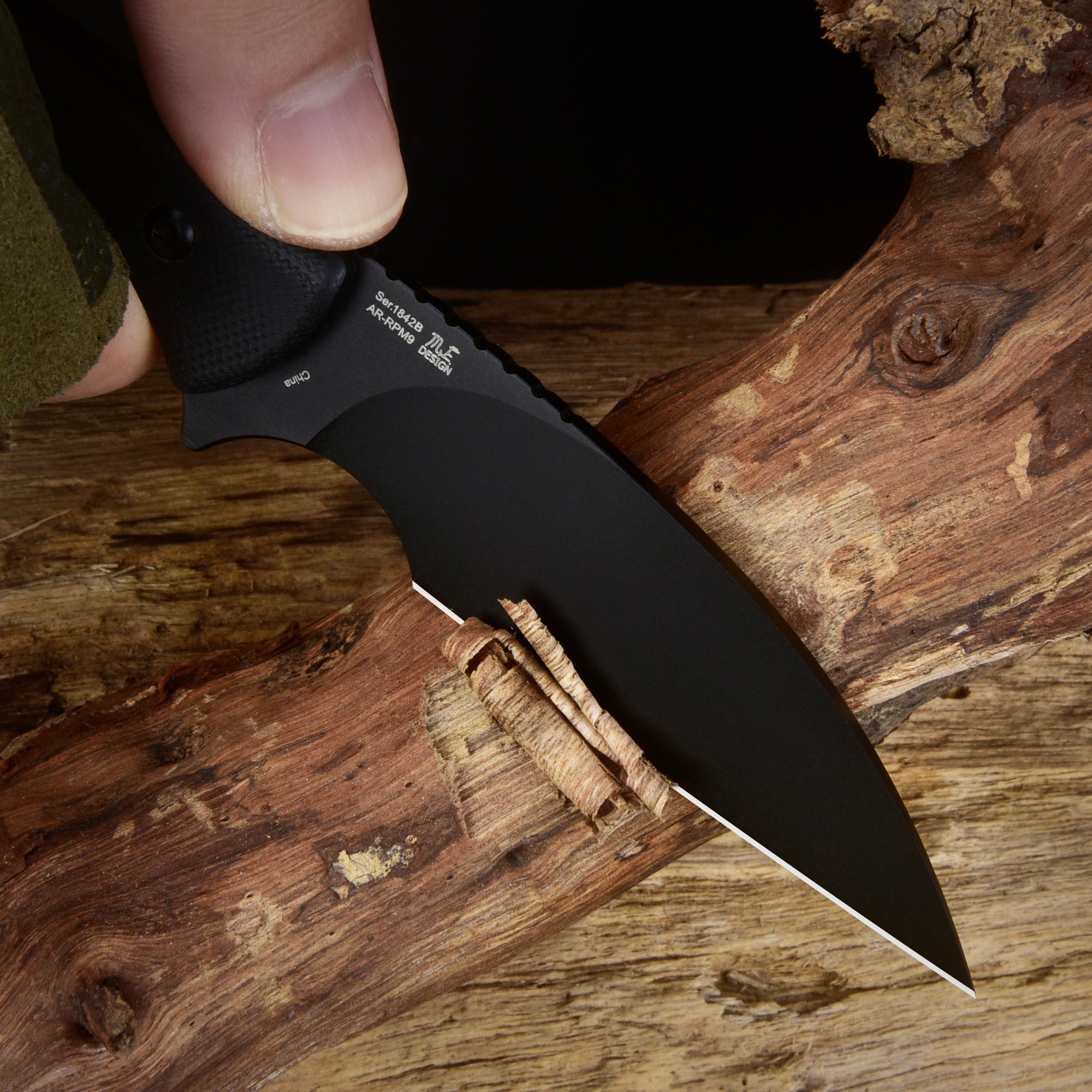 Artisan Cutlery Sea Snake 1842B folding knife with black G10 handle