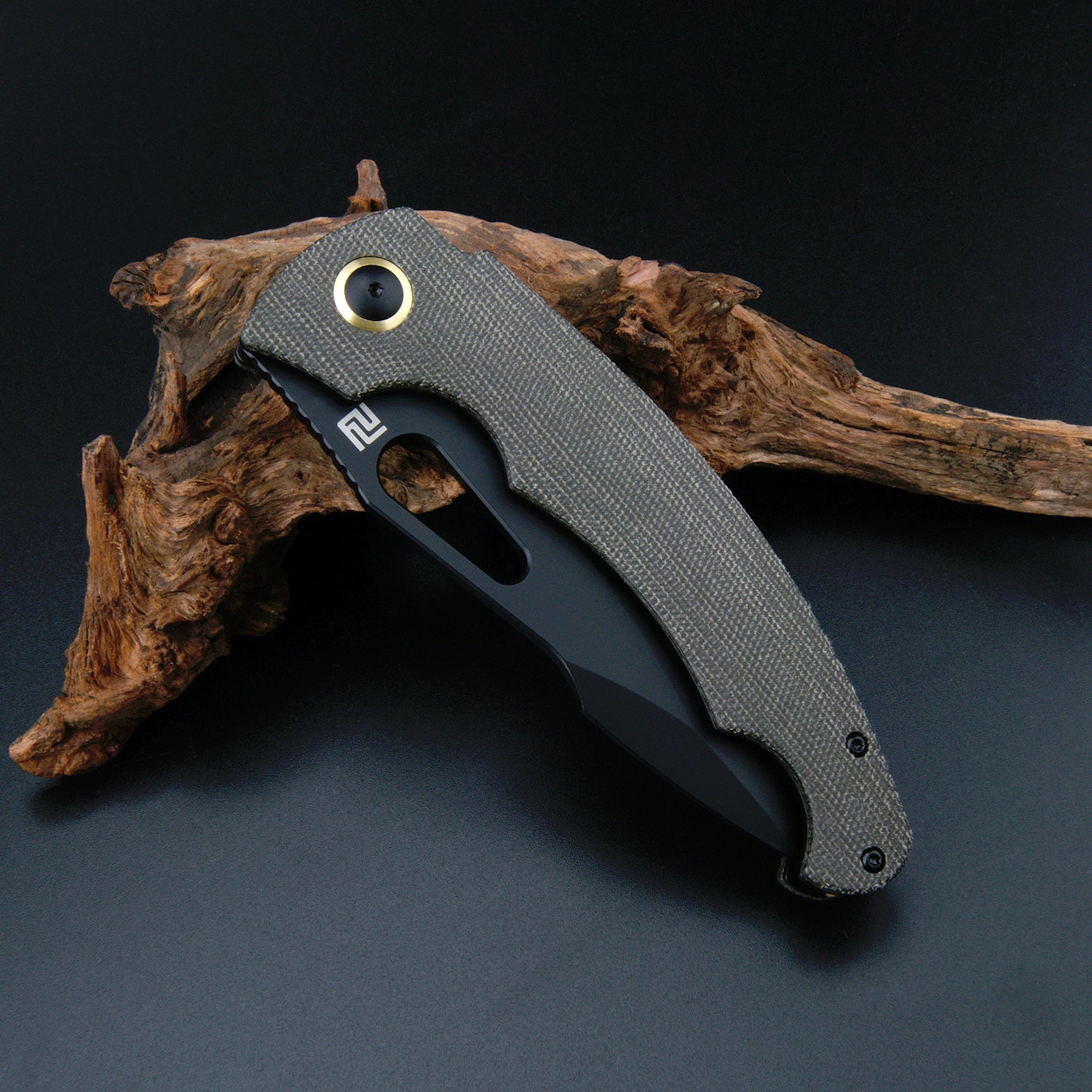 Artisan Cutlery Xcellerator 1860P handle detail