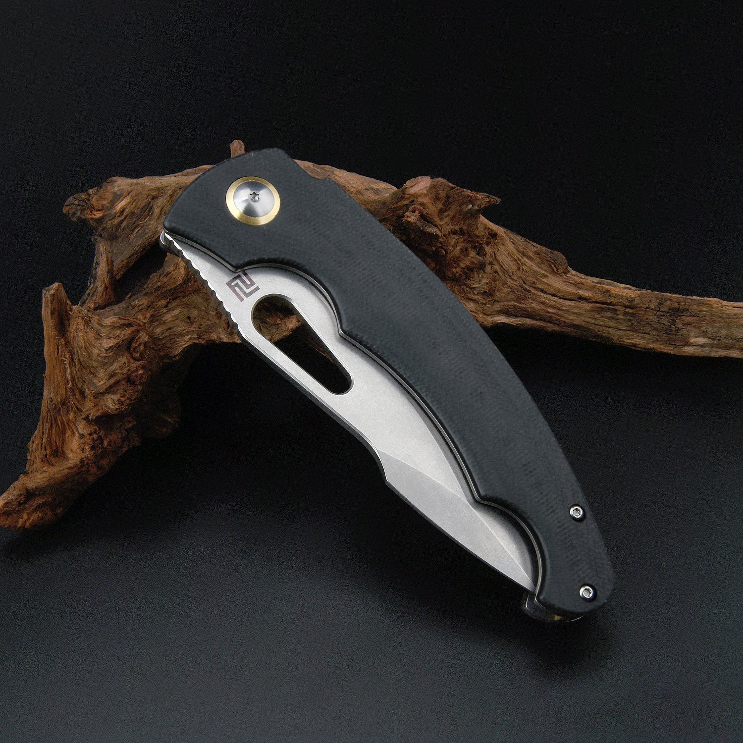 Artisan Cutlery Xcellerator 1860P handle detail