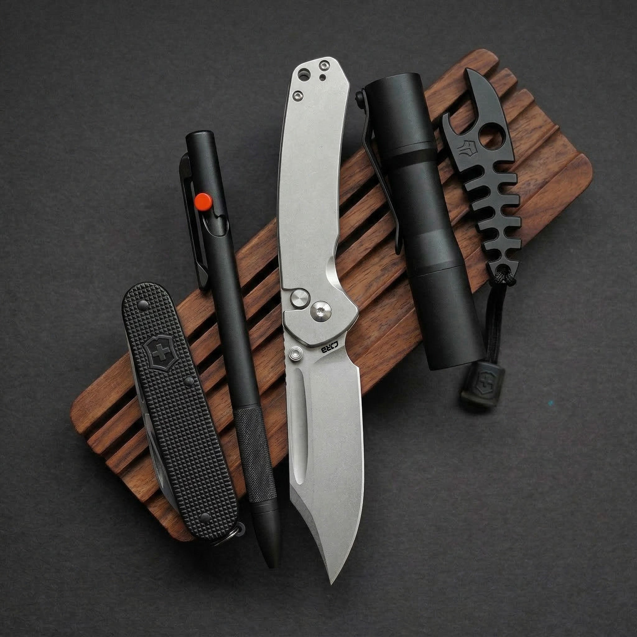 CJRB Bowie Pyrite J1942-ST handle detail