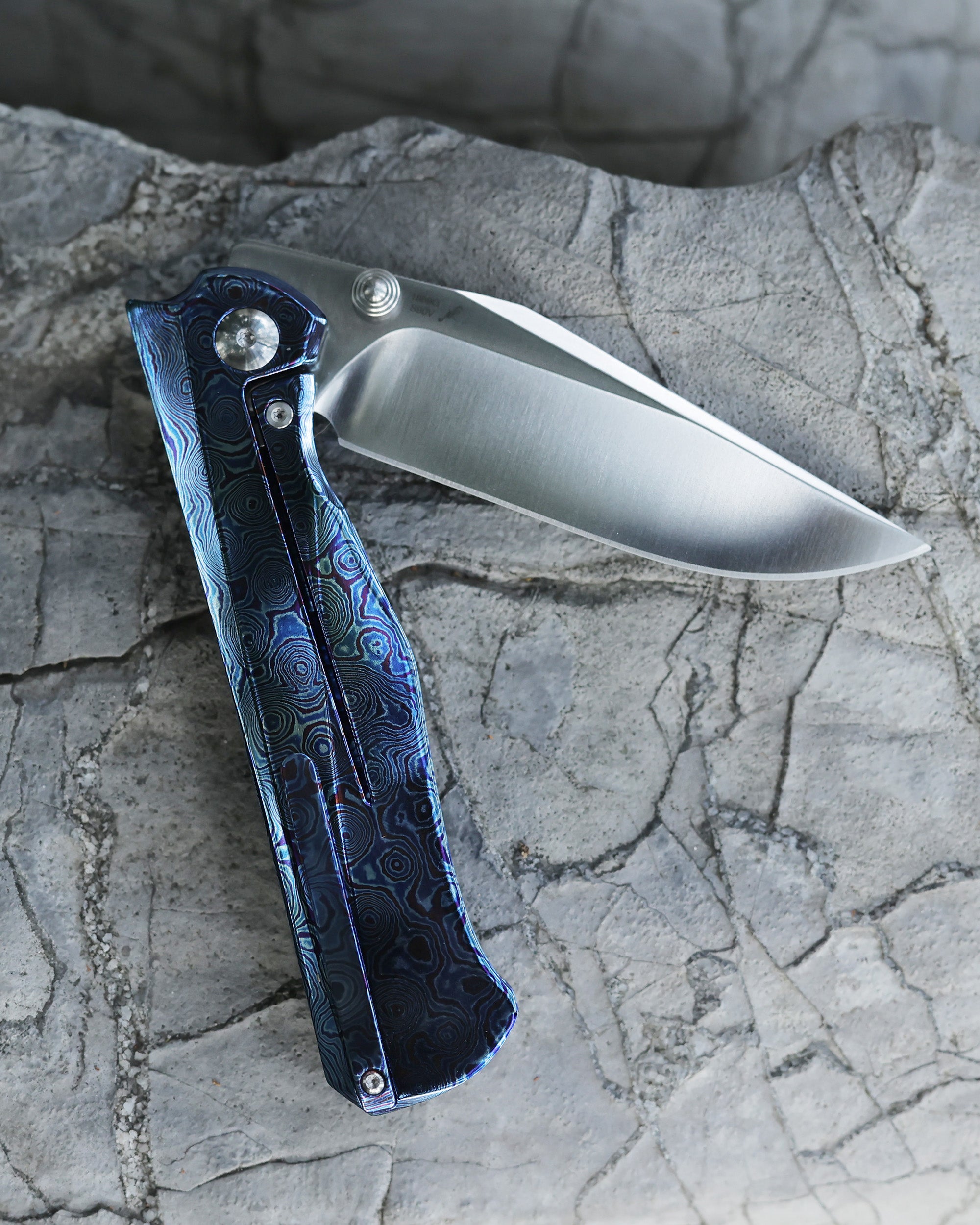 Artisan Cutlery Crusoe ATZ-1869G S90V Blade Titanium Damascus Handle Folding Knives (Limited)