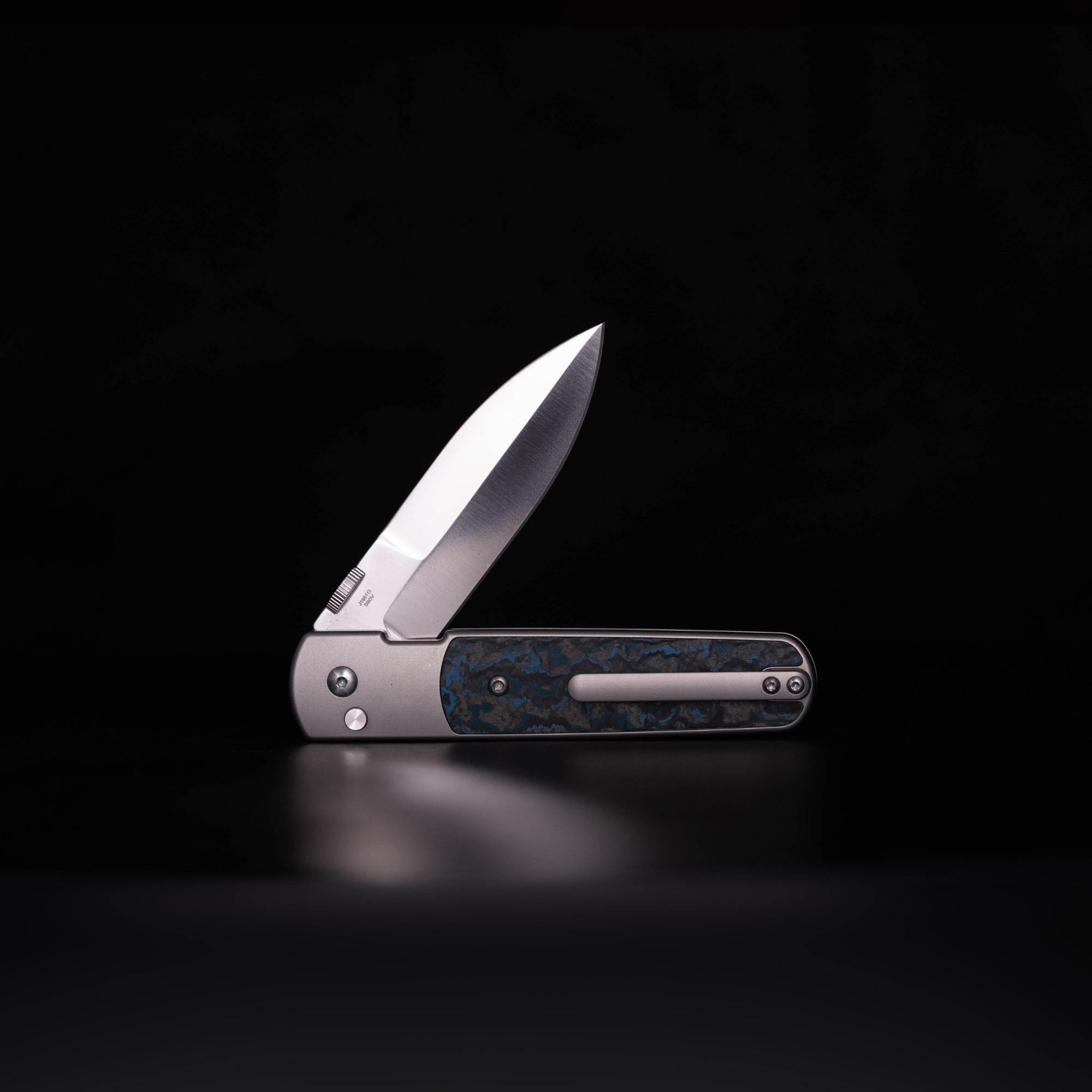 CJRB The Perfect Locust folding knife detail view