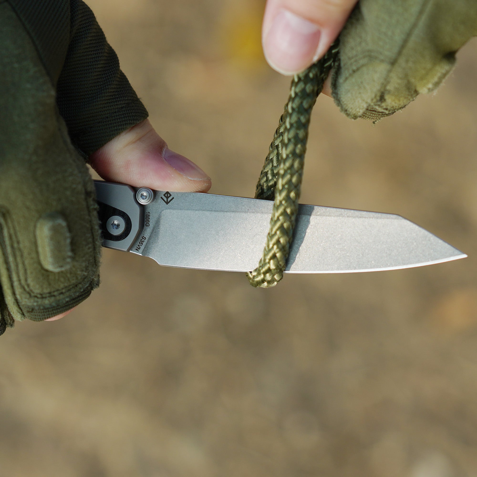Artisan Cutlery Trust 1886G-GY folding knife side view