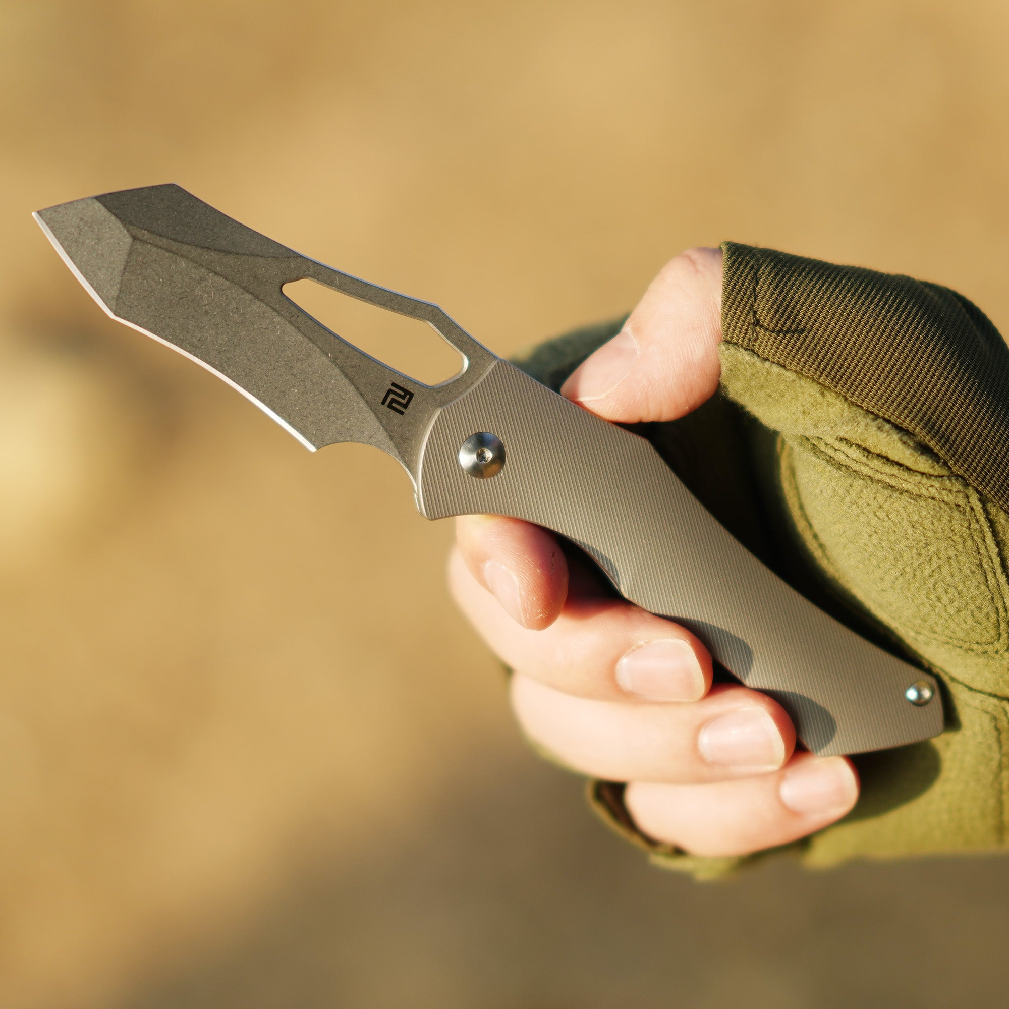 Artisan Cutlery Baskin 1853G handle detail