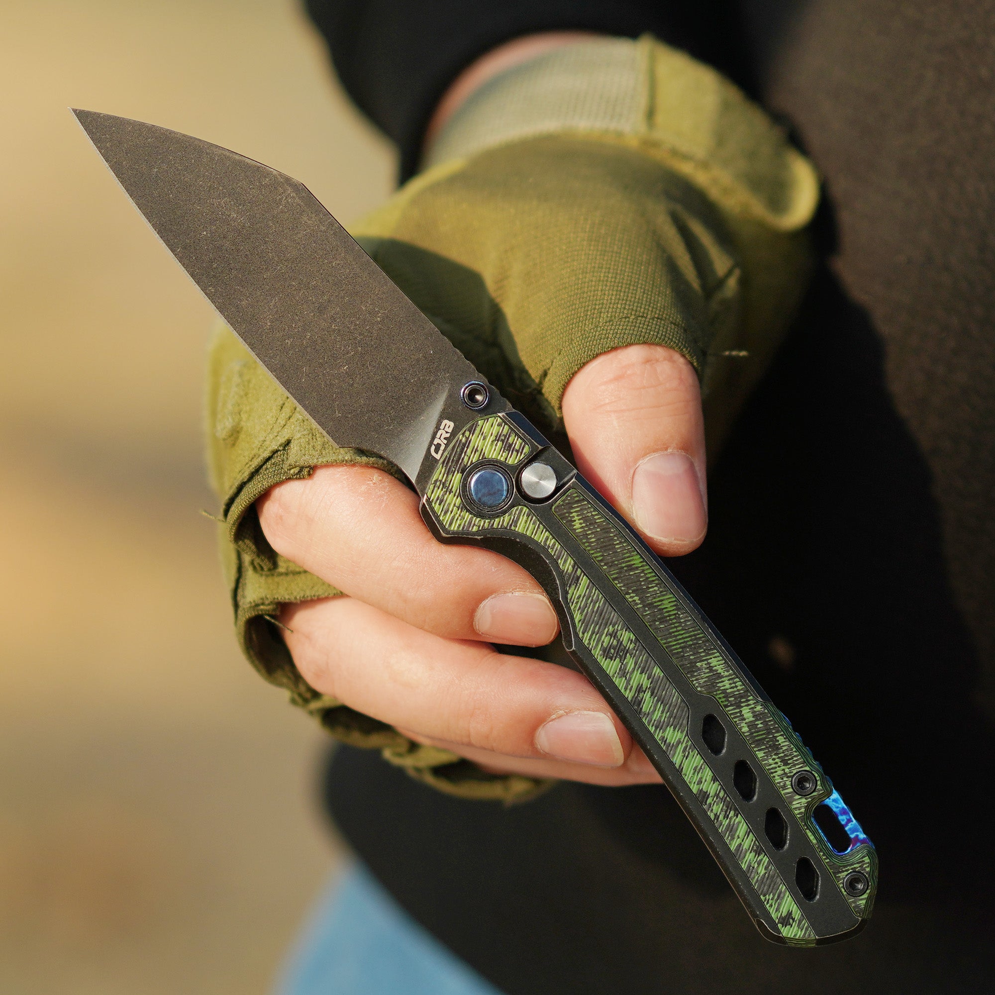 CJRB Interstellar Pyrite-Light J1945G folding knife side view