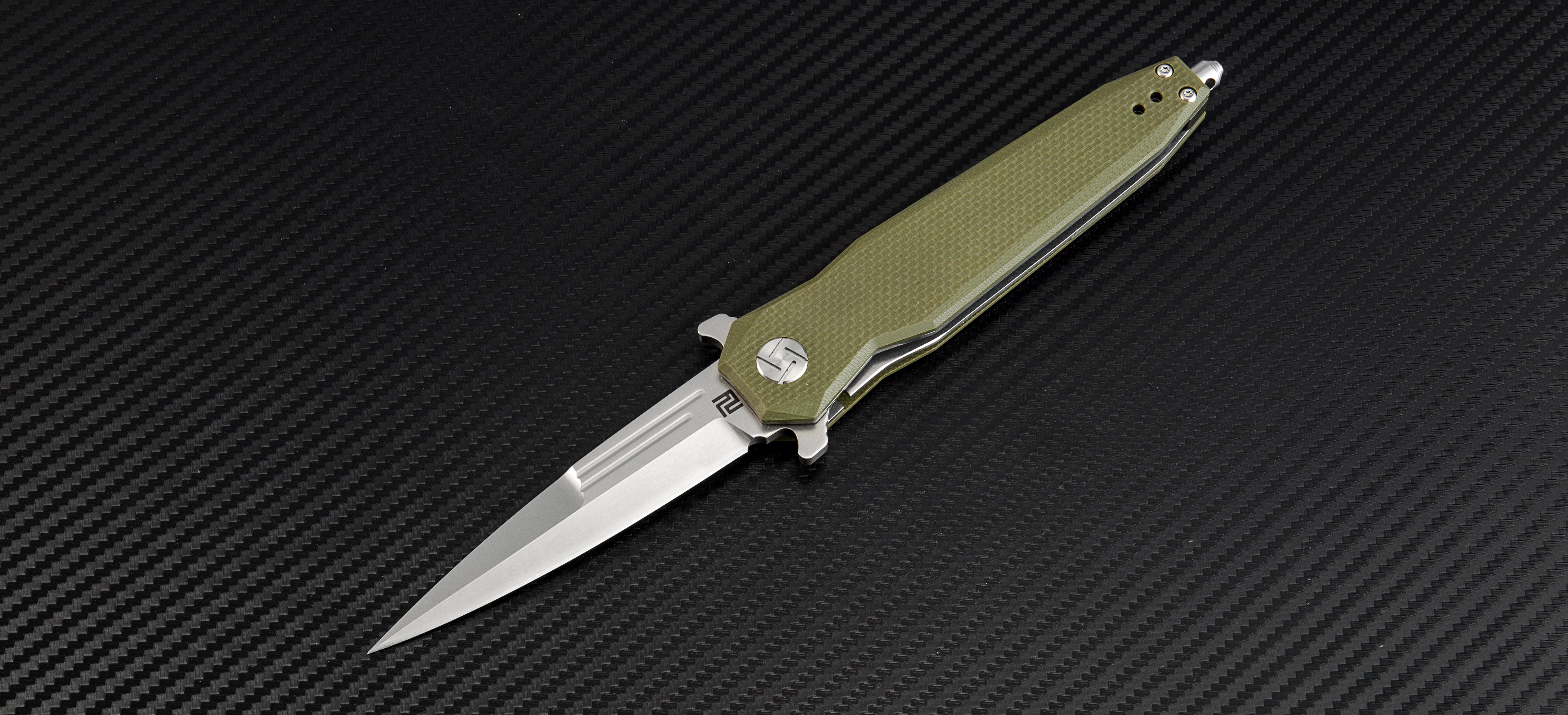 Artisan Cutlery Hornet 1810P folding knife with G10 handle