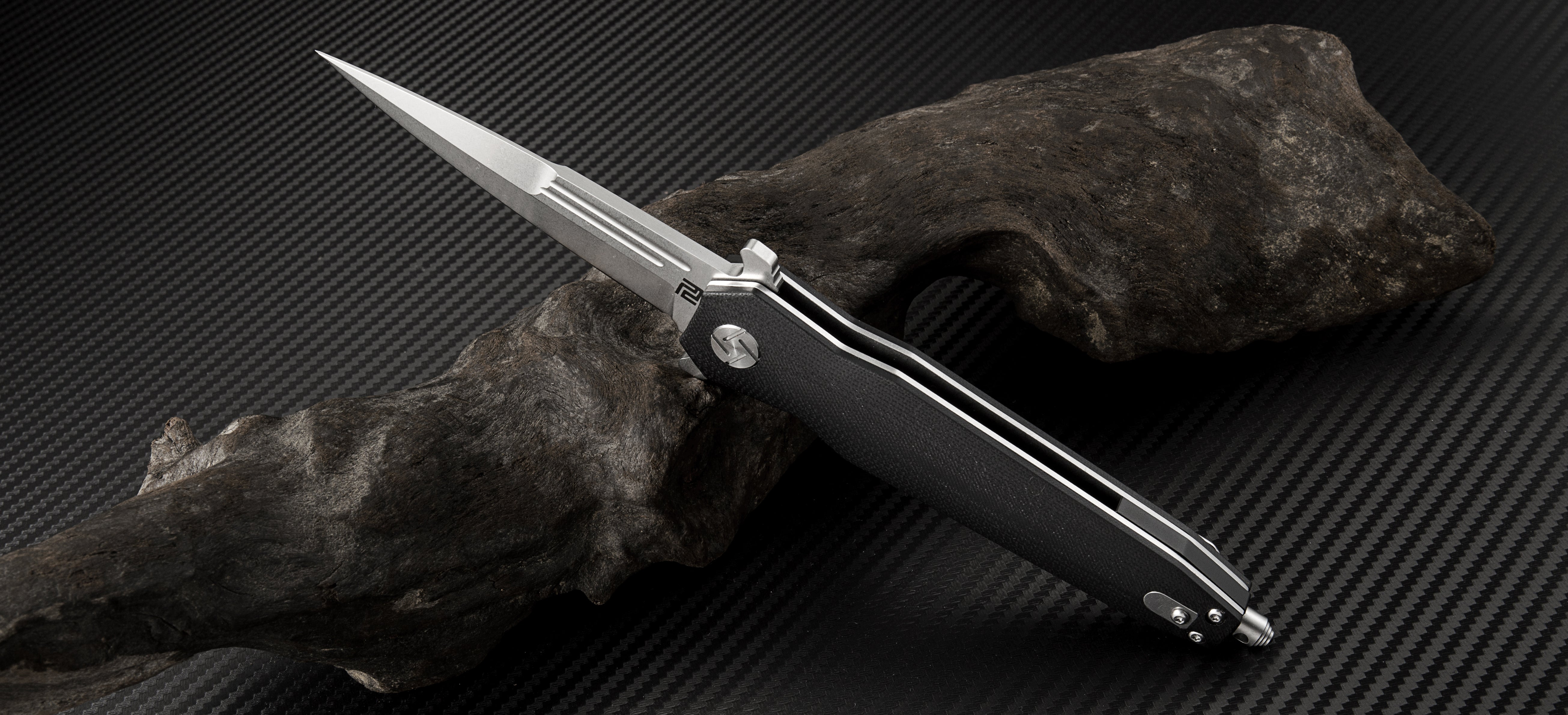 Artisan Cutlery Hornet 1810P blade detail