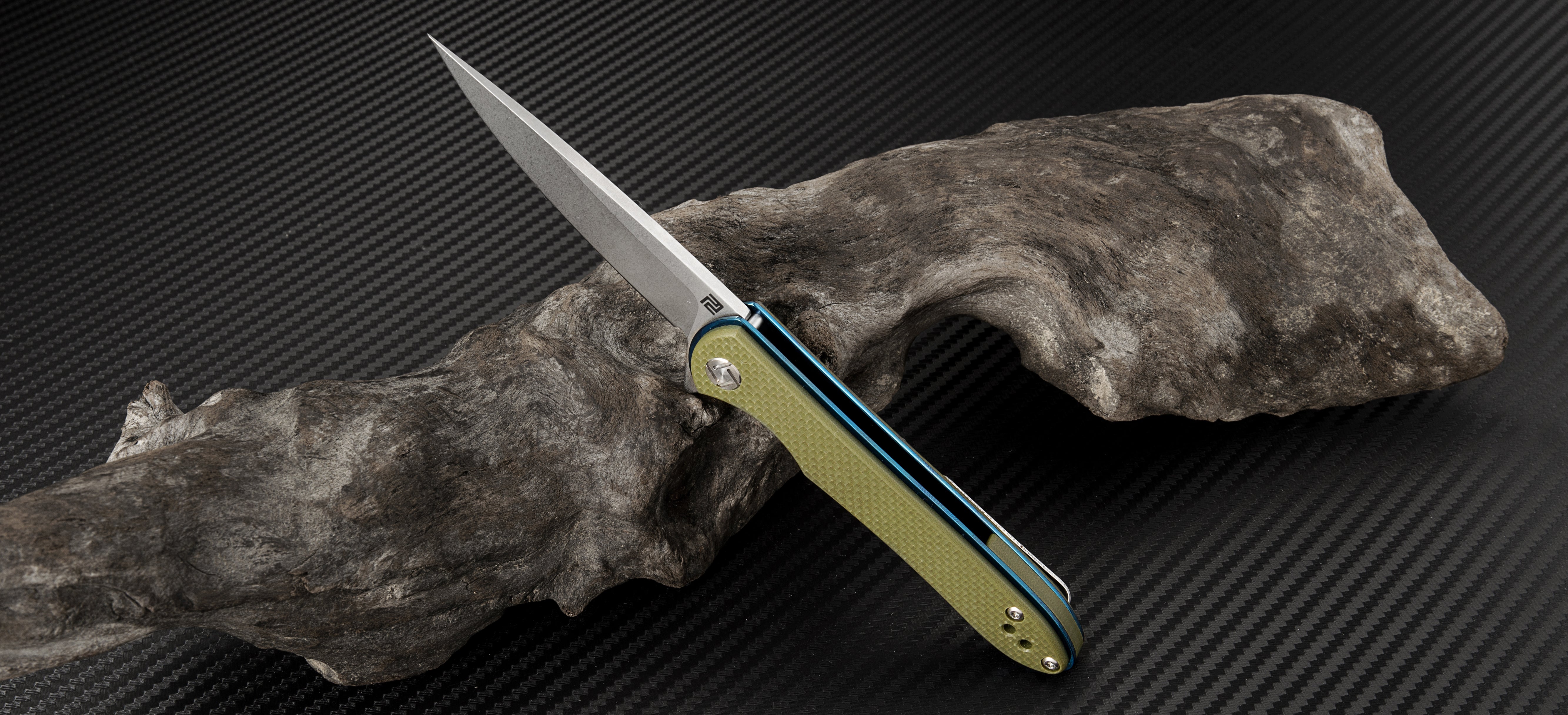 Artisan Cutlery Shark 1707PS blade detail