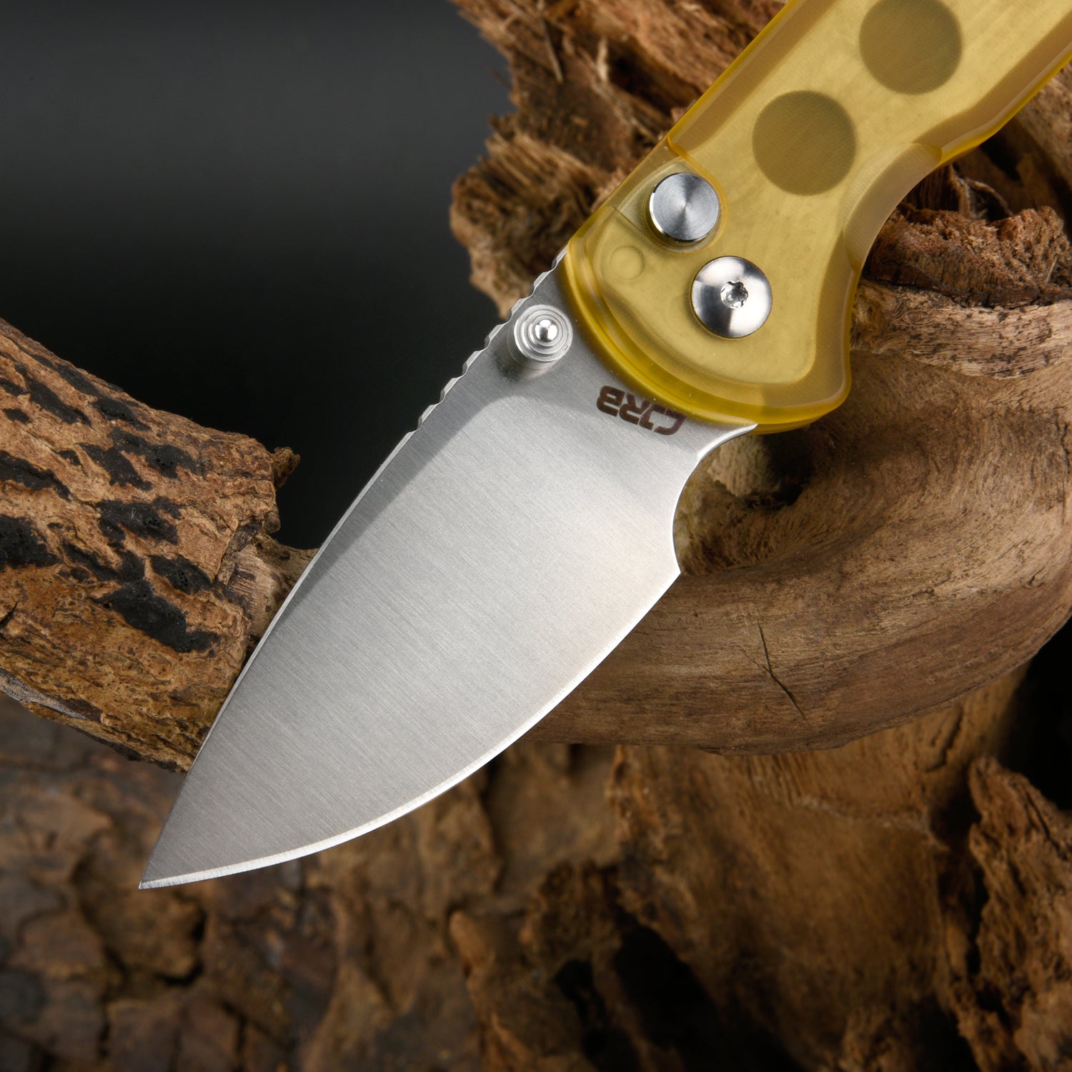 CJRB Mica J1934 folding knife with steel handle