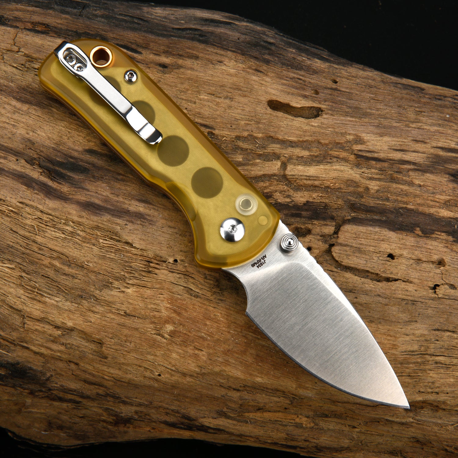 CJRB Mica J1934 blade detail