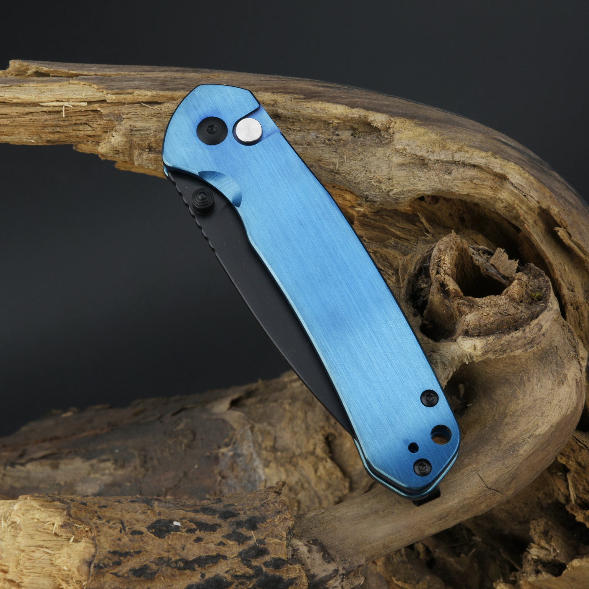 CJRB Pyrite J1925 Blue steel handle detail